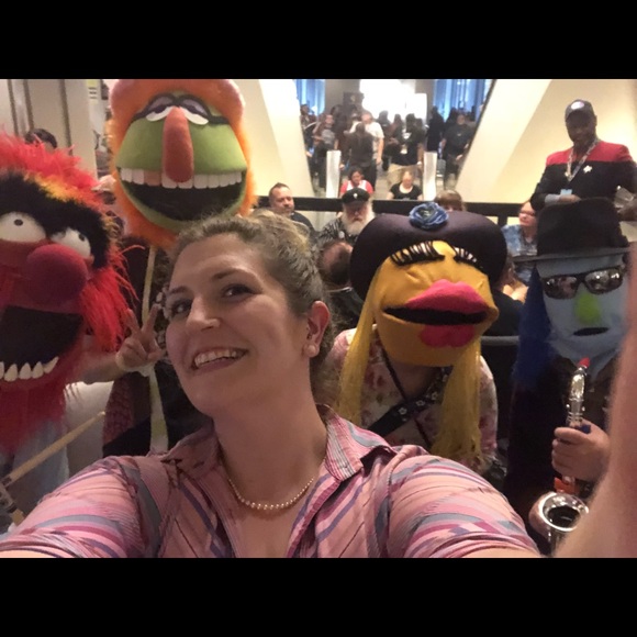 Meet the Posher - Picture 3 of 6